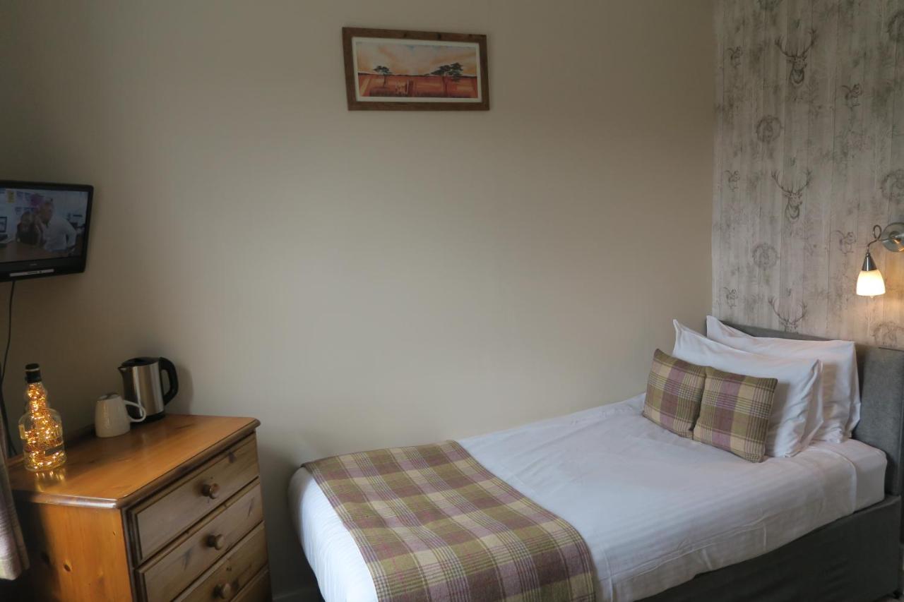 Ben Loyal Hotel Tongue Extérieur photo
